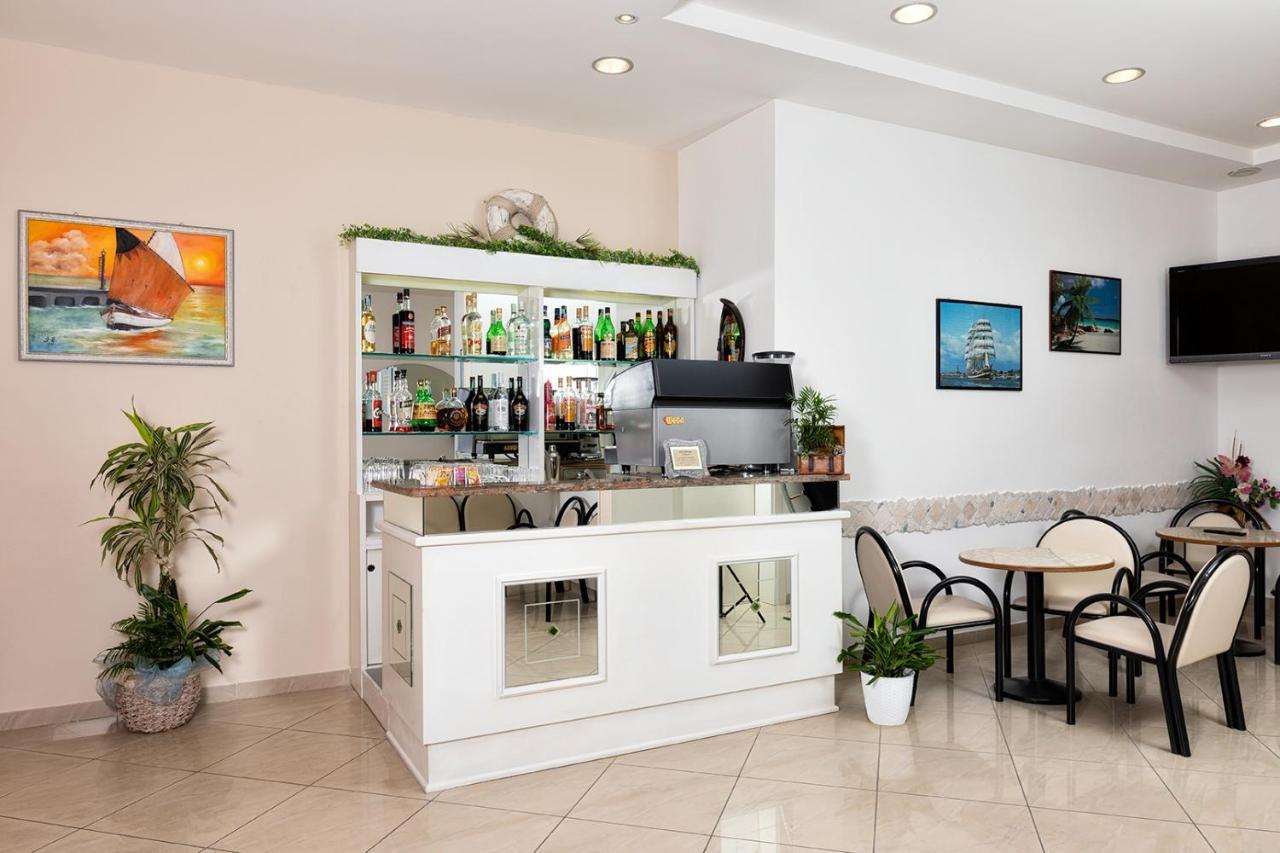 Albergo Gloria Bellaria-Igea Marina Ngoại thất bức ảnh